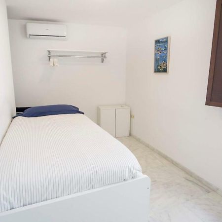 Rentalsevilla Espacioso Duplex En La Puerta Real Bagian luar foto